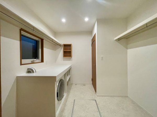 洗濯干し場 ランドリールーム 新潟市 工務店